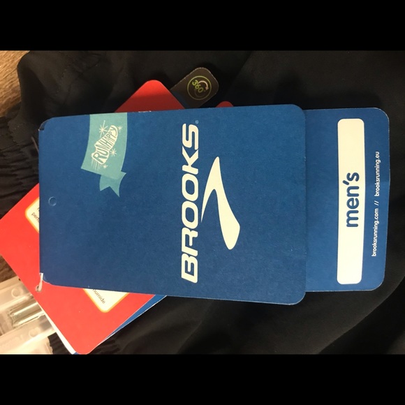 NWT Brooks Men’s XL Sherpa Shorts III - Picture 3 of 6